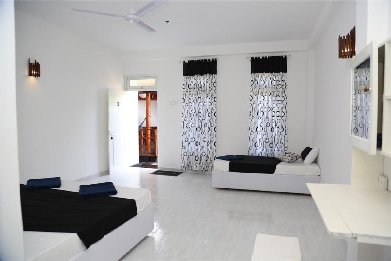 Soul Surfer - Weligama Hostel Eksteriør bilde