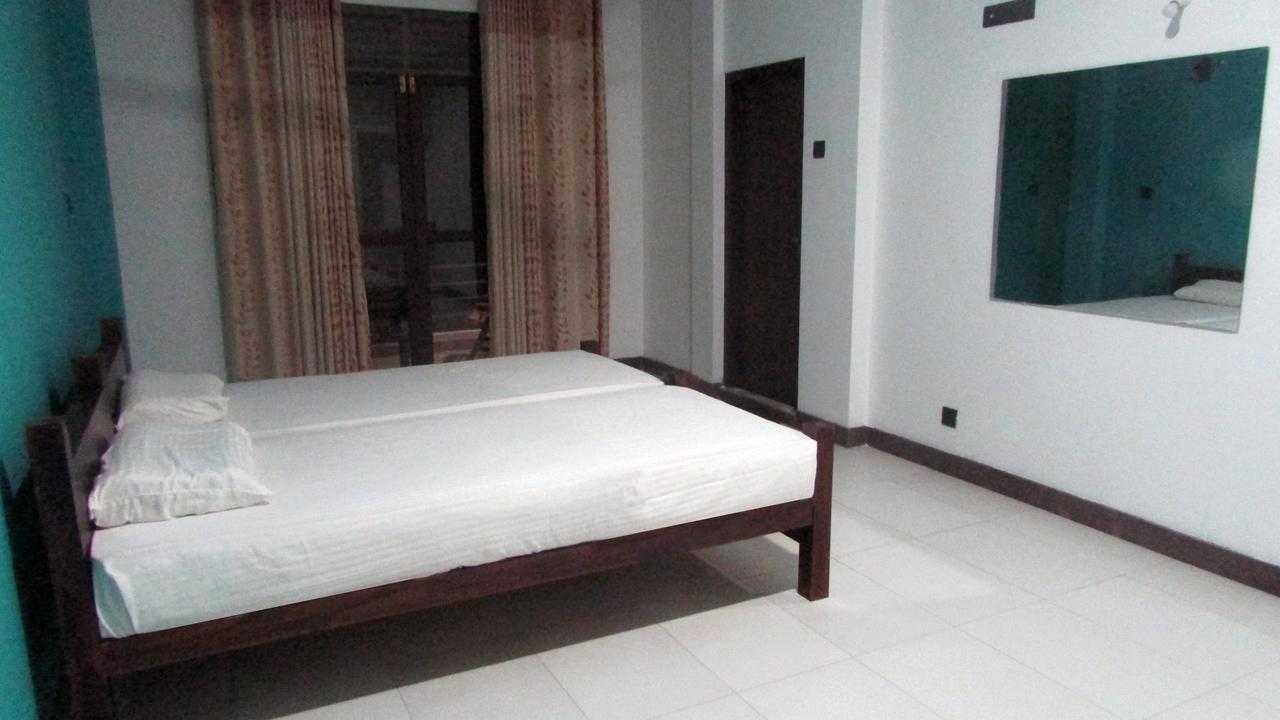 Soul Surfer - Weligama Hostel Eksteriør bilde